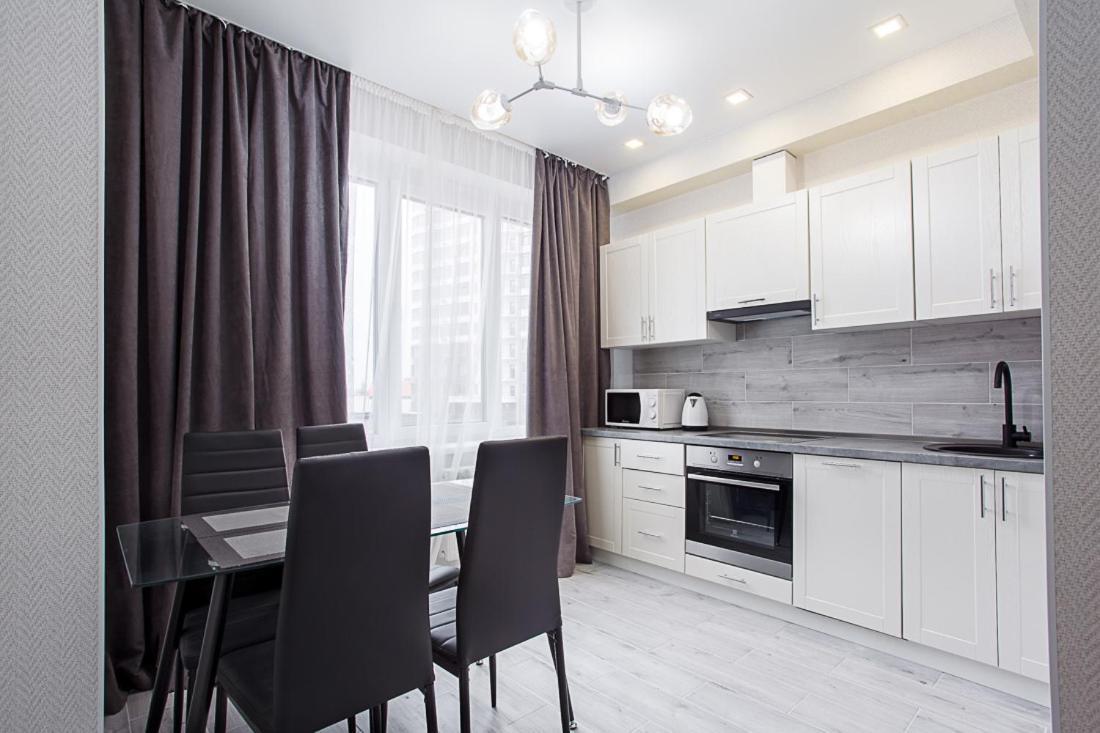 Аркадия.Новая Квартира В 32 Жемчужине!!! Apartamento Odessa Exterior foto